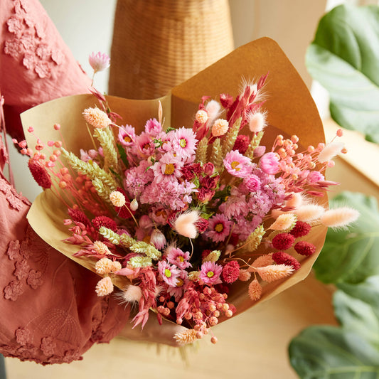 Trockenblumen - Klassischer Strauß - Süße Umarmung