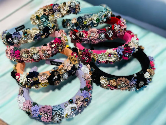 Haarreif mit Blumen, magenta